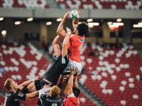 开云体育官网-欧冠淘汰赛之夜，卡马文加，伯纳乌棋盘上那颗决定胜负的自由子