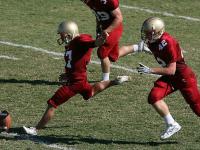 开云体育在线-双星闪耀，快船险胜映照赛场无常，英格拉姆德甲争冠战诠释接管真义