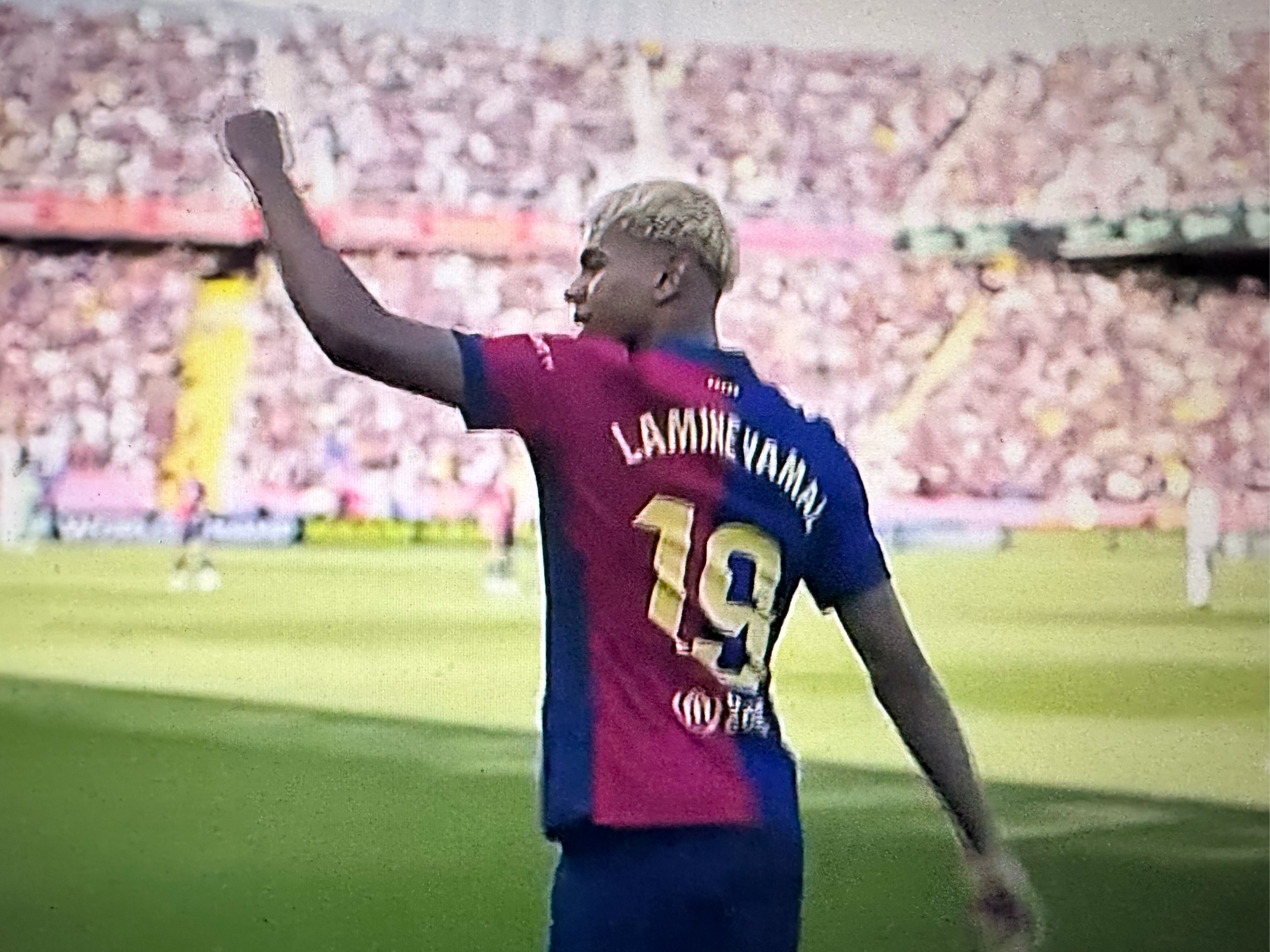 豪门之争!巴萨大胜皇马,主场再现梅西神迹的简单介绍 豪门之争!巴萨大胜皇马,主场再现梅西神迹的简单介绍