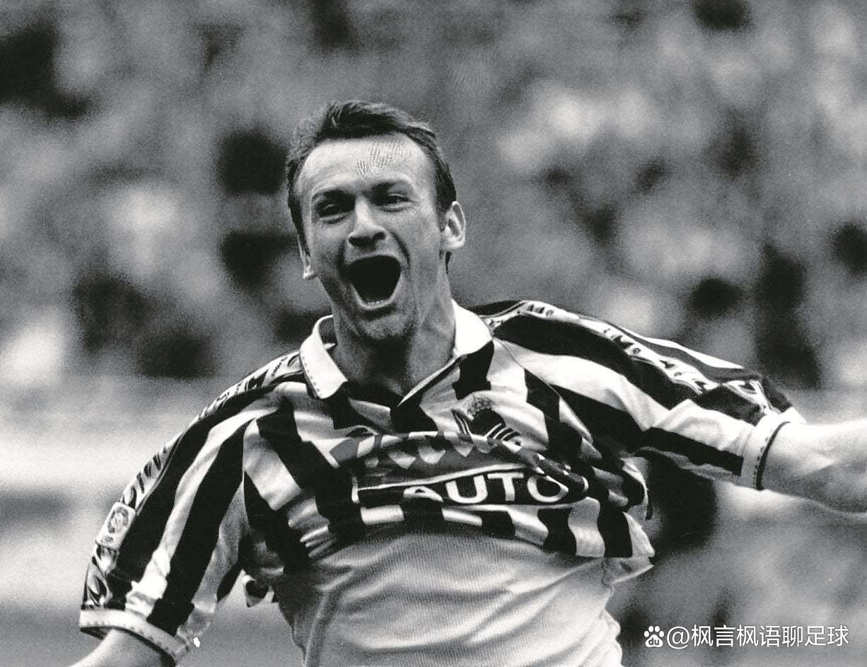 包含塞尔塔维客场战平皇家社会，继续保持不败的词条