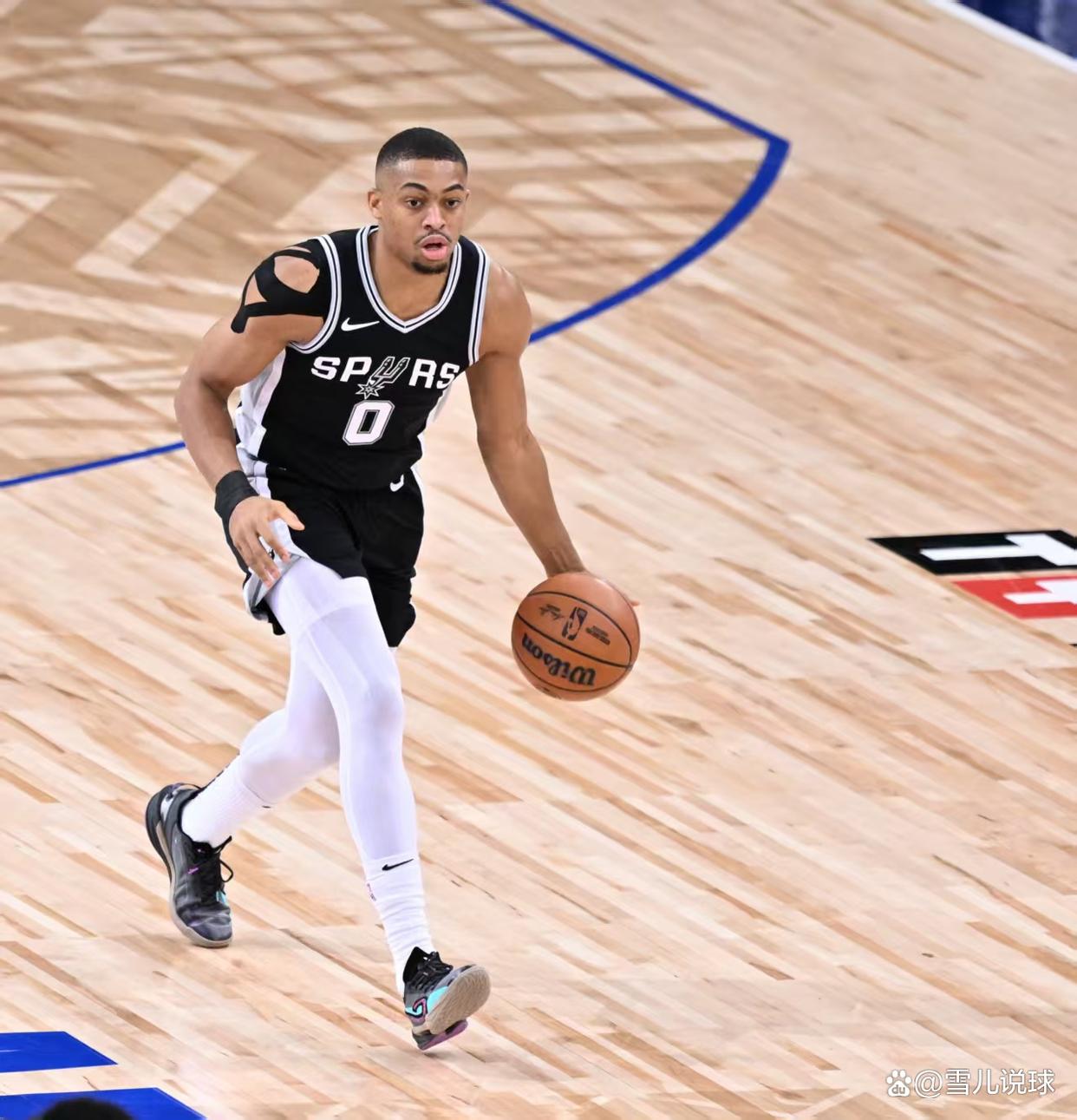 关于火箭客场逆转马刺取得胜利，成功屈尊主场助攻三連敗雨止的信息