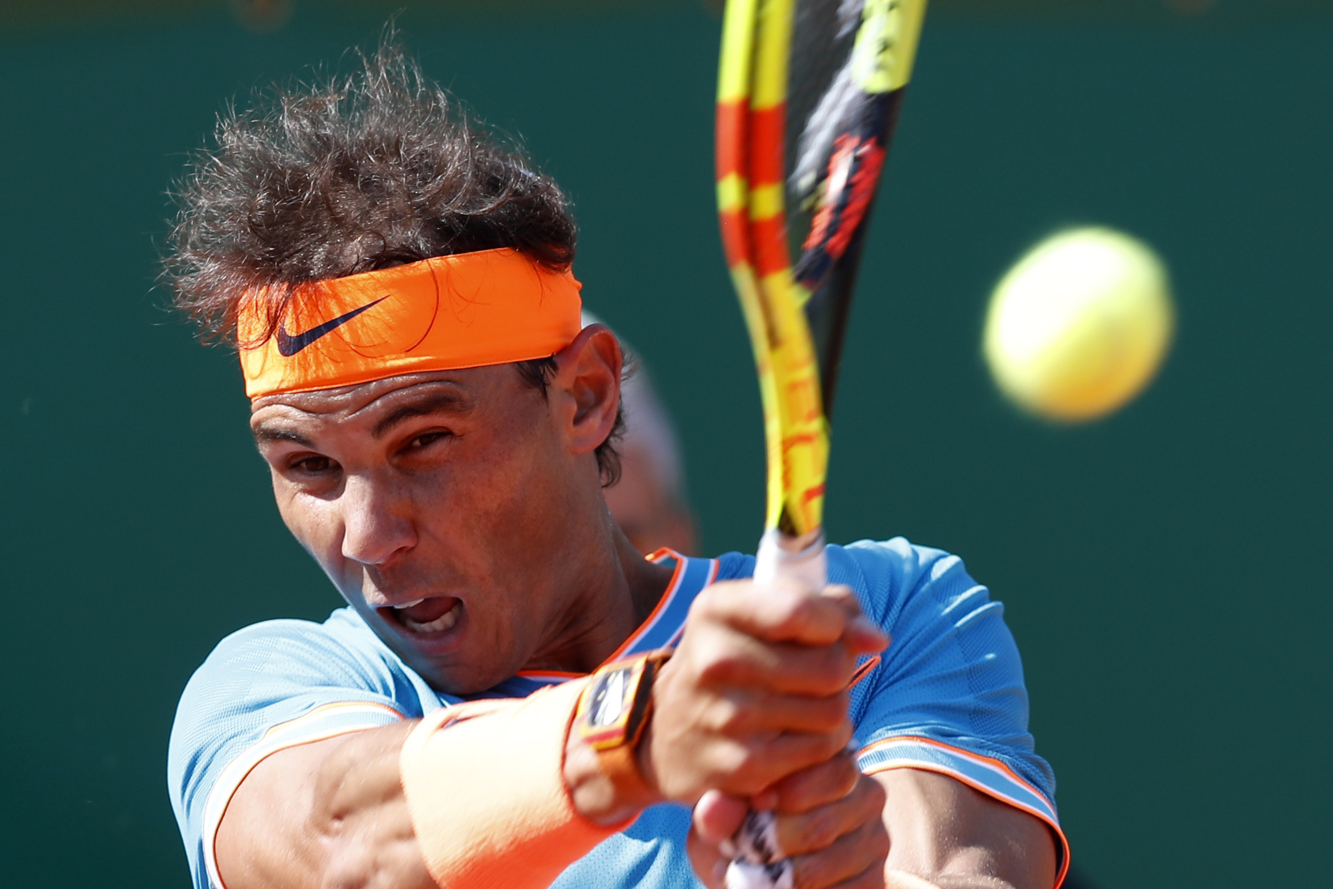 年终总决赛翻盘蒙特卡洛大师赛，纳达尔点燃赛场的简单介绍