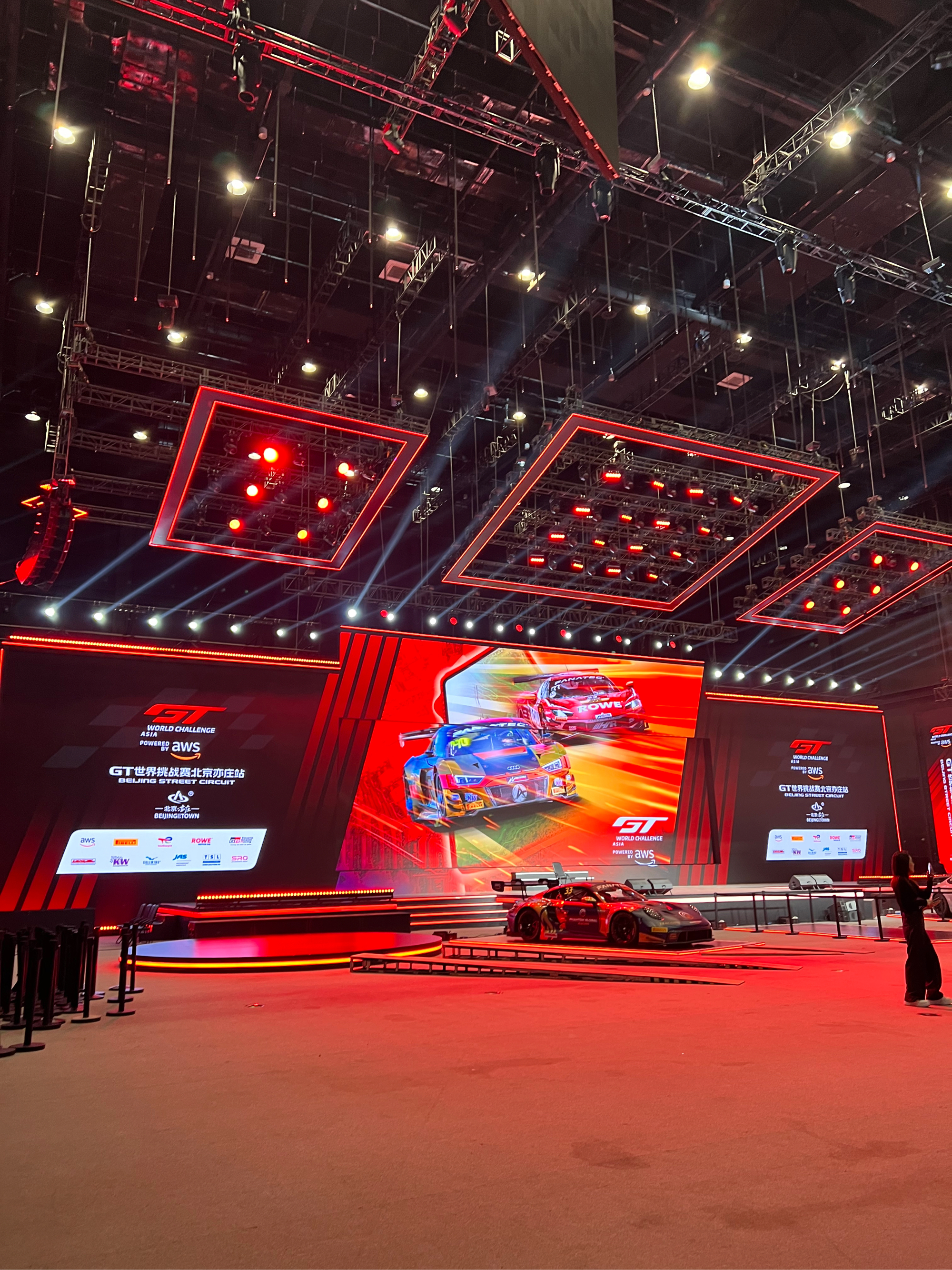 关于荣耀赛场，开创辉煌！风云依旧的信息