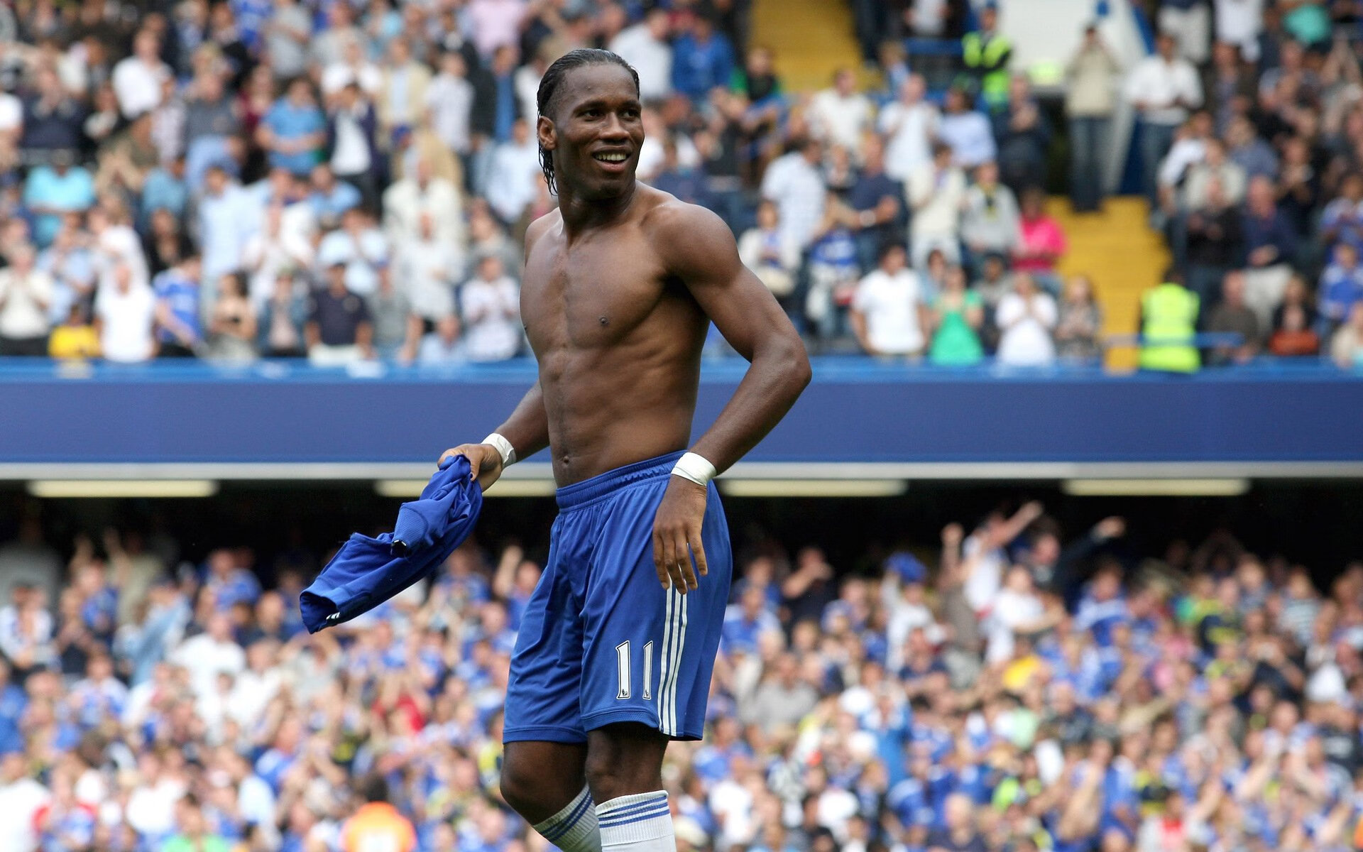 双星闪耀，快船险胜映照赛场无常，英格拉姆德甲争冠战诠释接管真义