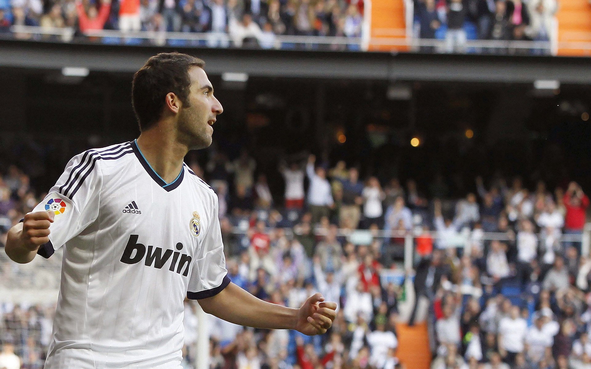 马刺巅峰对决力克凯尔特人，班凯罗狂轰40分彻底撕裂绿军防线