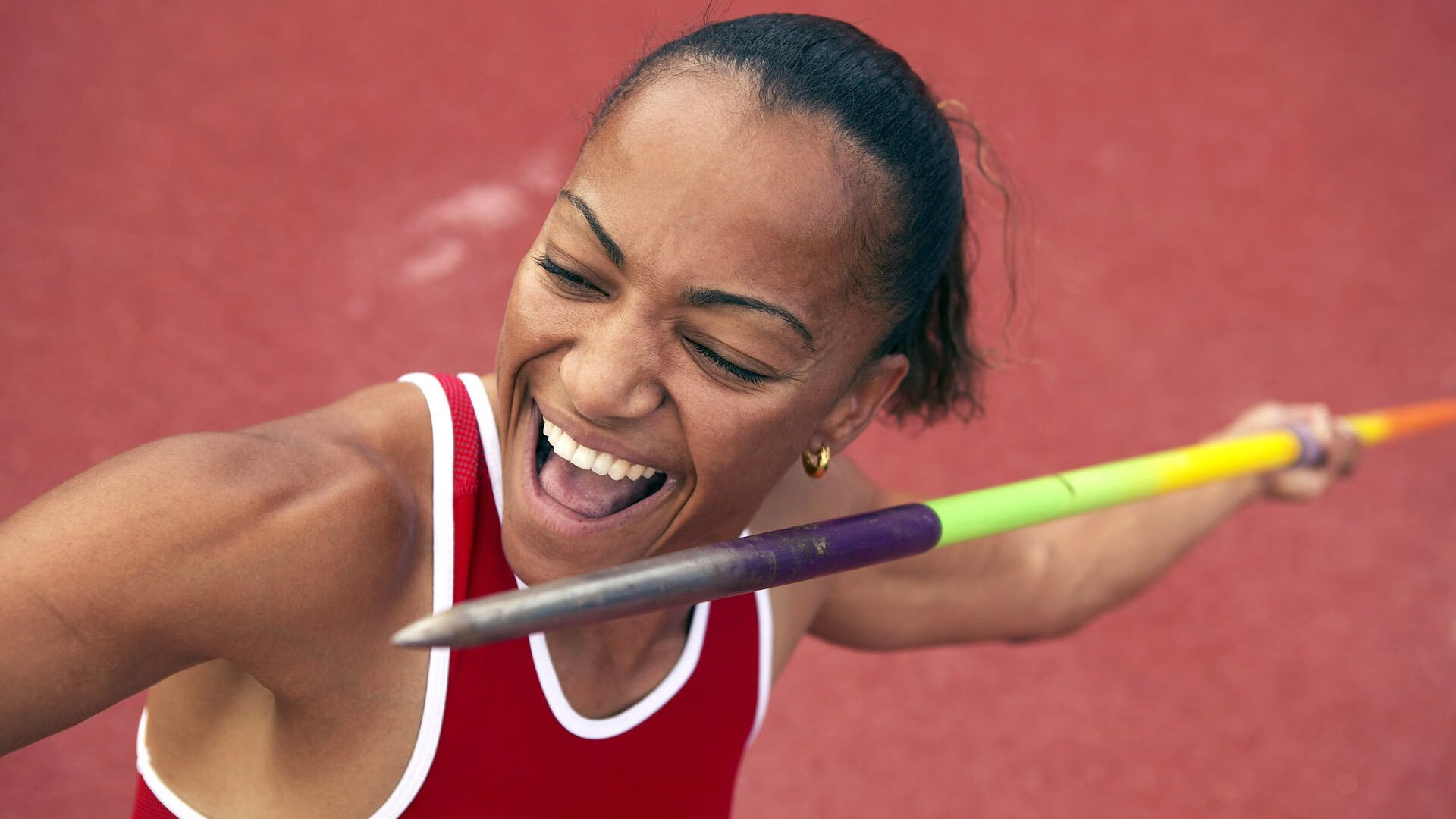 佩雷兹状态火热,红牛二队上演惊天翻盘,哈斯车队优势尽失