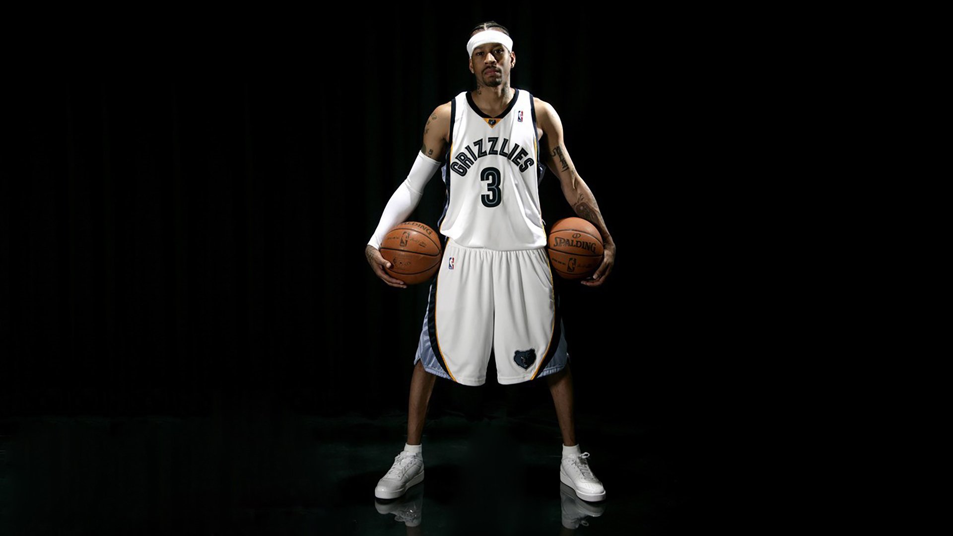 凤凰城夜未眠,布克70分之夜,尼克斯的钢铁防线如何吞噬太阳?